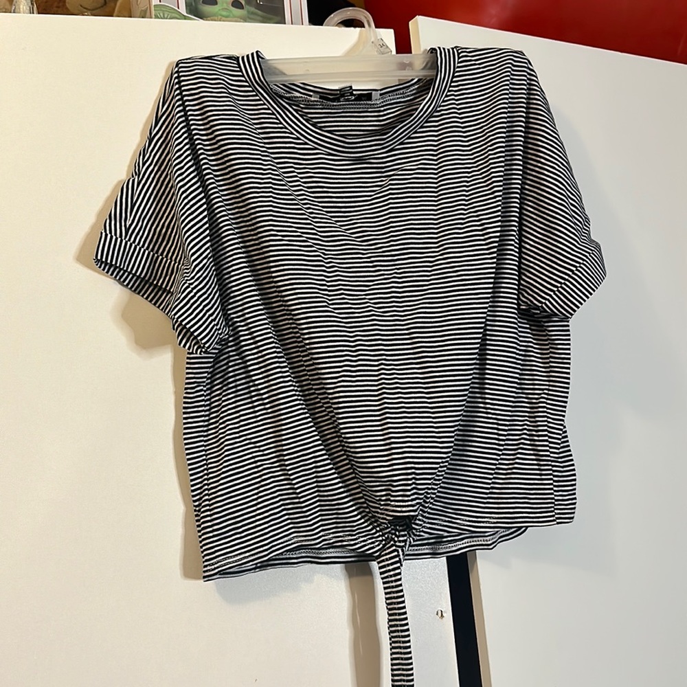black and white stripe shirt